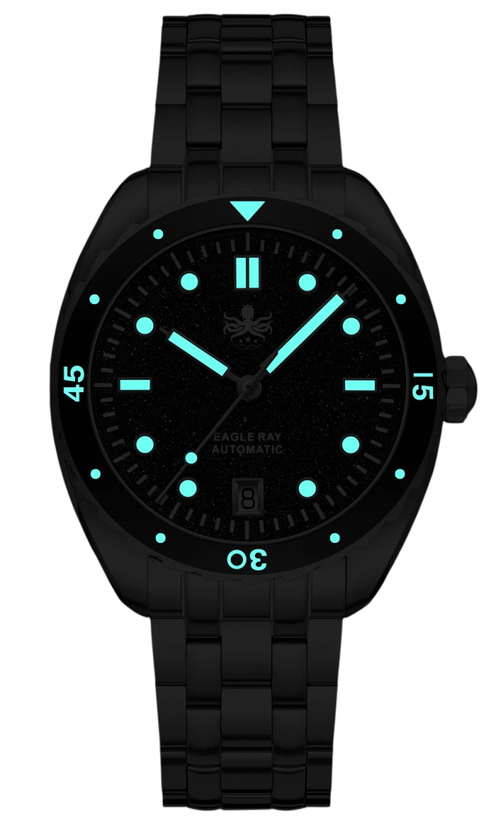 Lume Dive watch